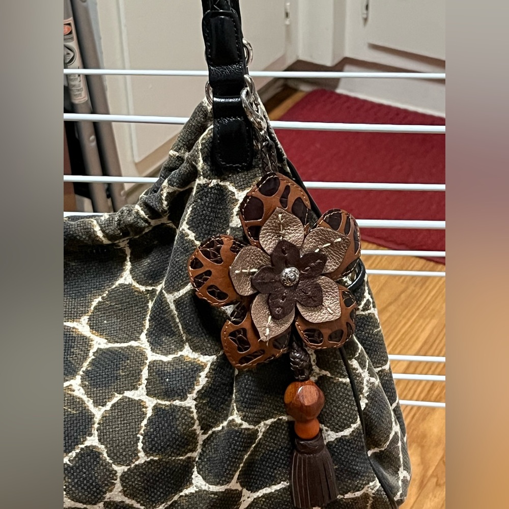 Brighton Giraffe Print Hobo Bag Retired EUC - Picture 6 of 16